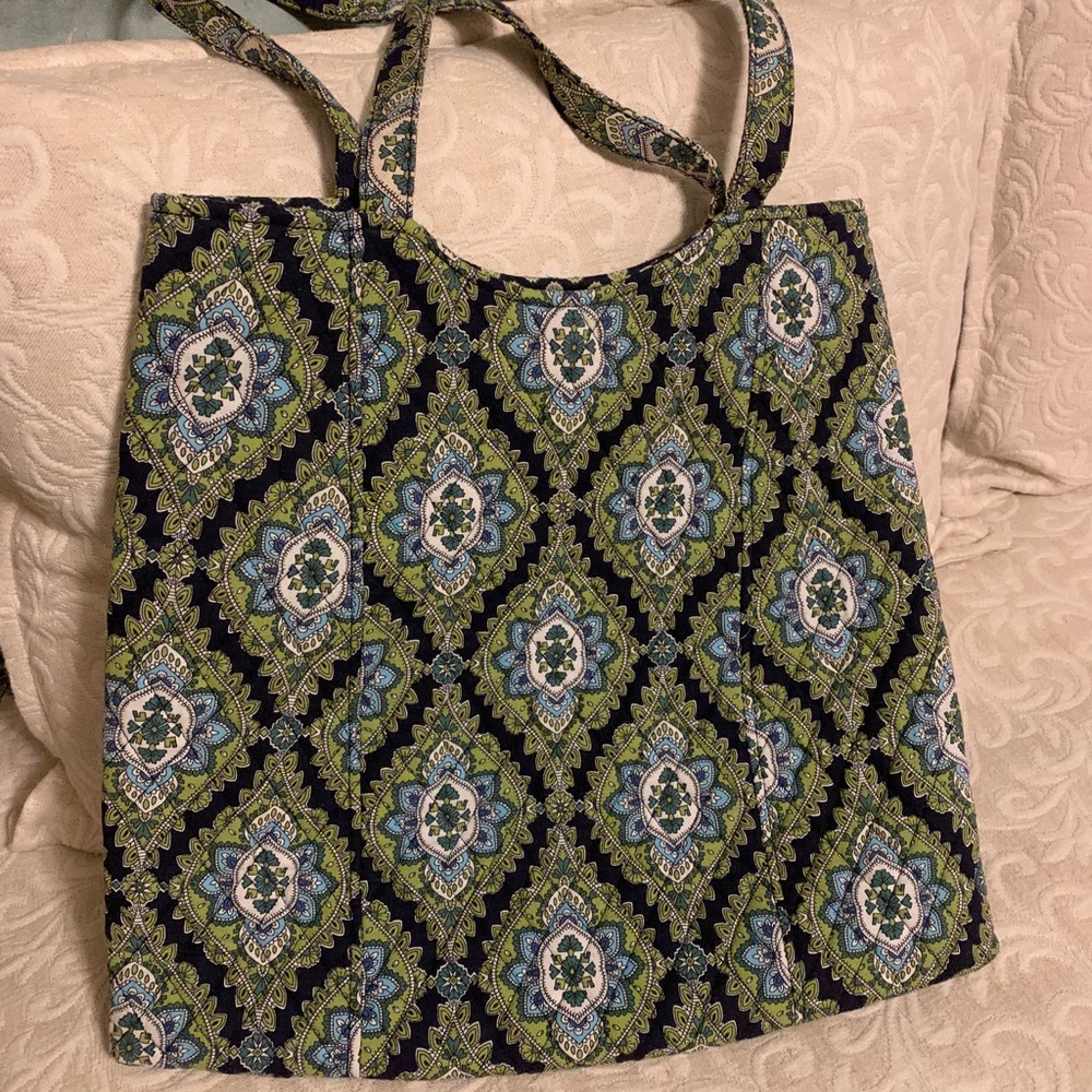Vera Bradley Tote - Picture 2 of 9